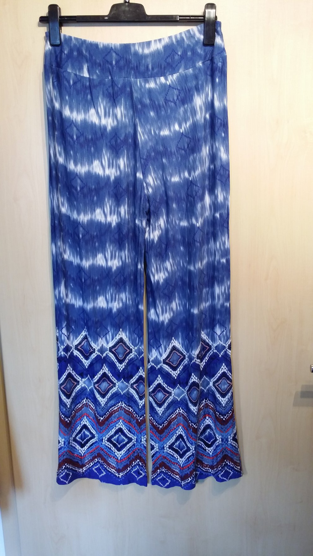 Freizeit-/Yogahose bunt von CATO -Amerik. Größe 14/16 - gebraucht