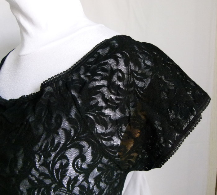 Spitzen Shirt mit Carmen Ausschnitt, schwarz, Rankenmuster, Stretch, Gothic Mori Boho Hippie Festival Goa Sommer Festlich