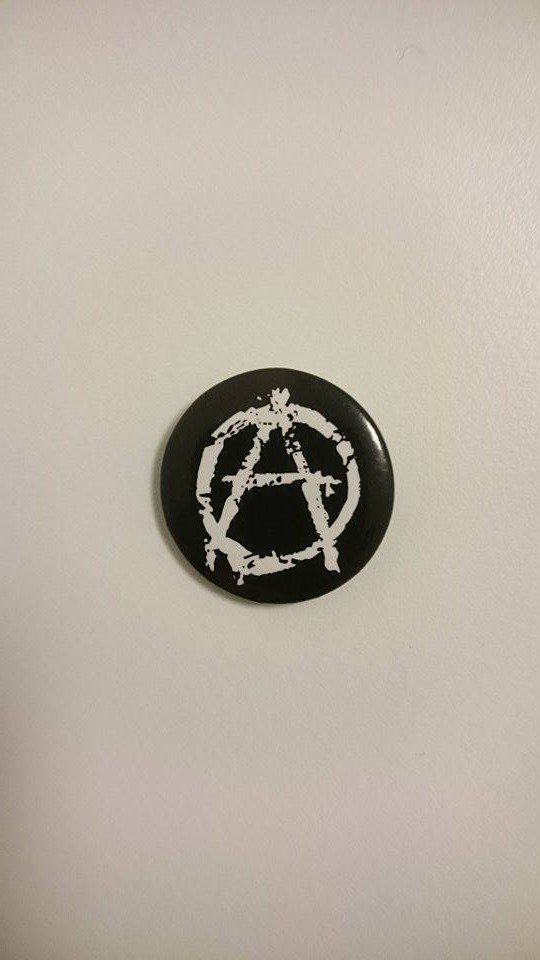 Anarchie Button