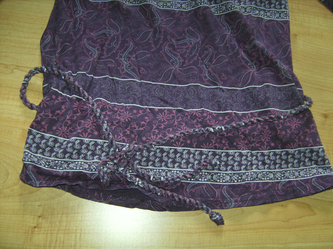 Folklore Tunika,Gr. 38, Paisley Print, Shirt Halbarm, Blusentop Fliederfarben , Baumwolle V-Ausschnitt, Flechtgürtel Lavendel Fliederfarben