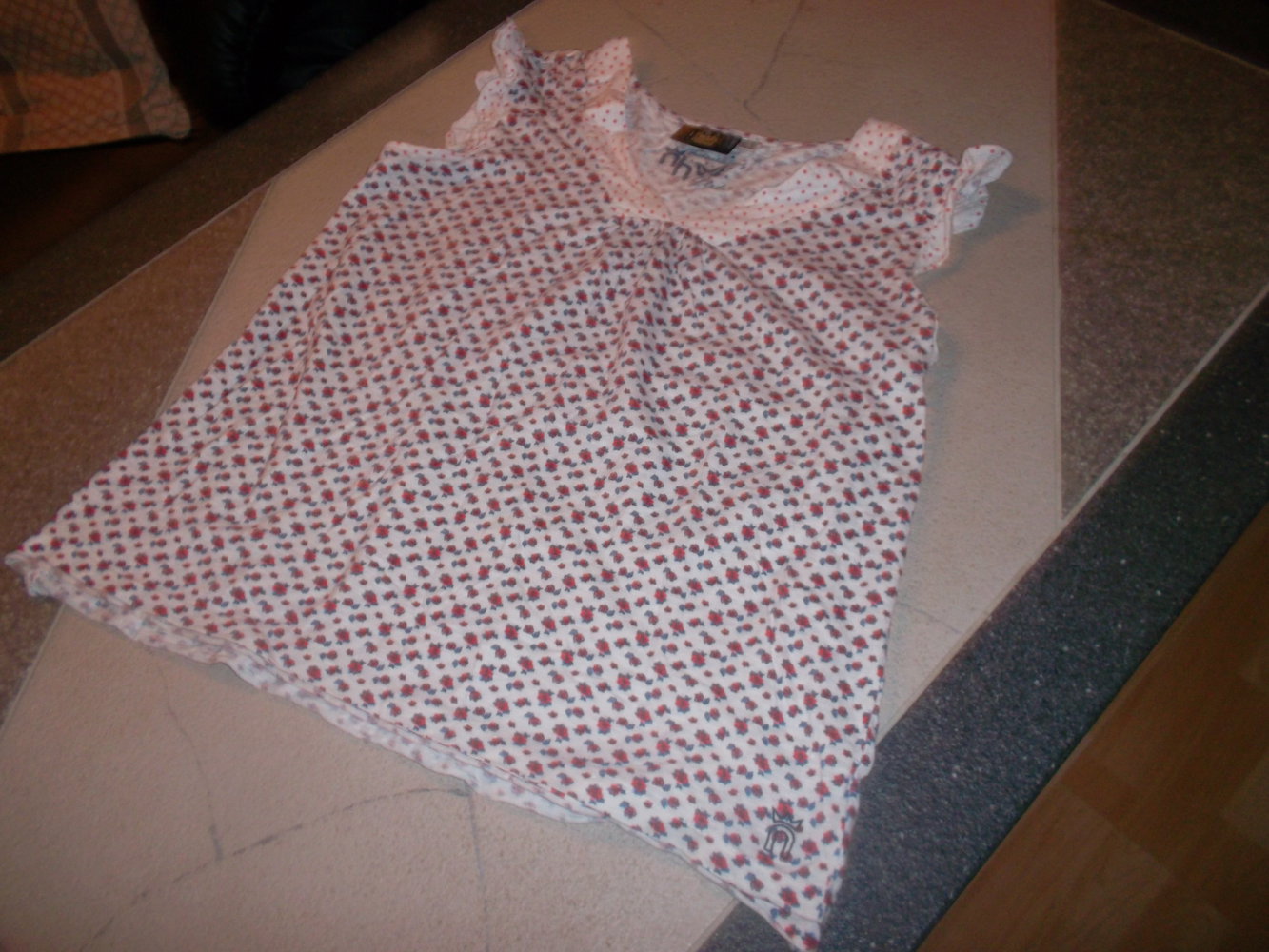süsses t-shirt,neu,gr. 40,von neighporhood
