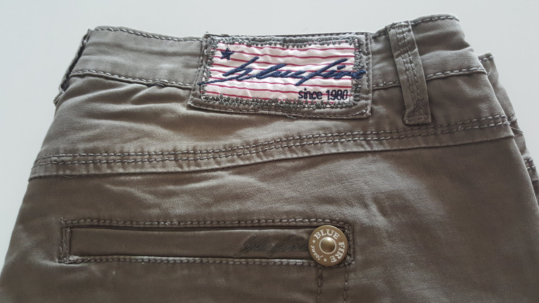 Hose Khaki 40 / 42 L / XL USA