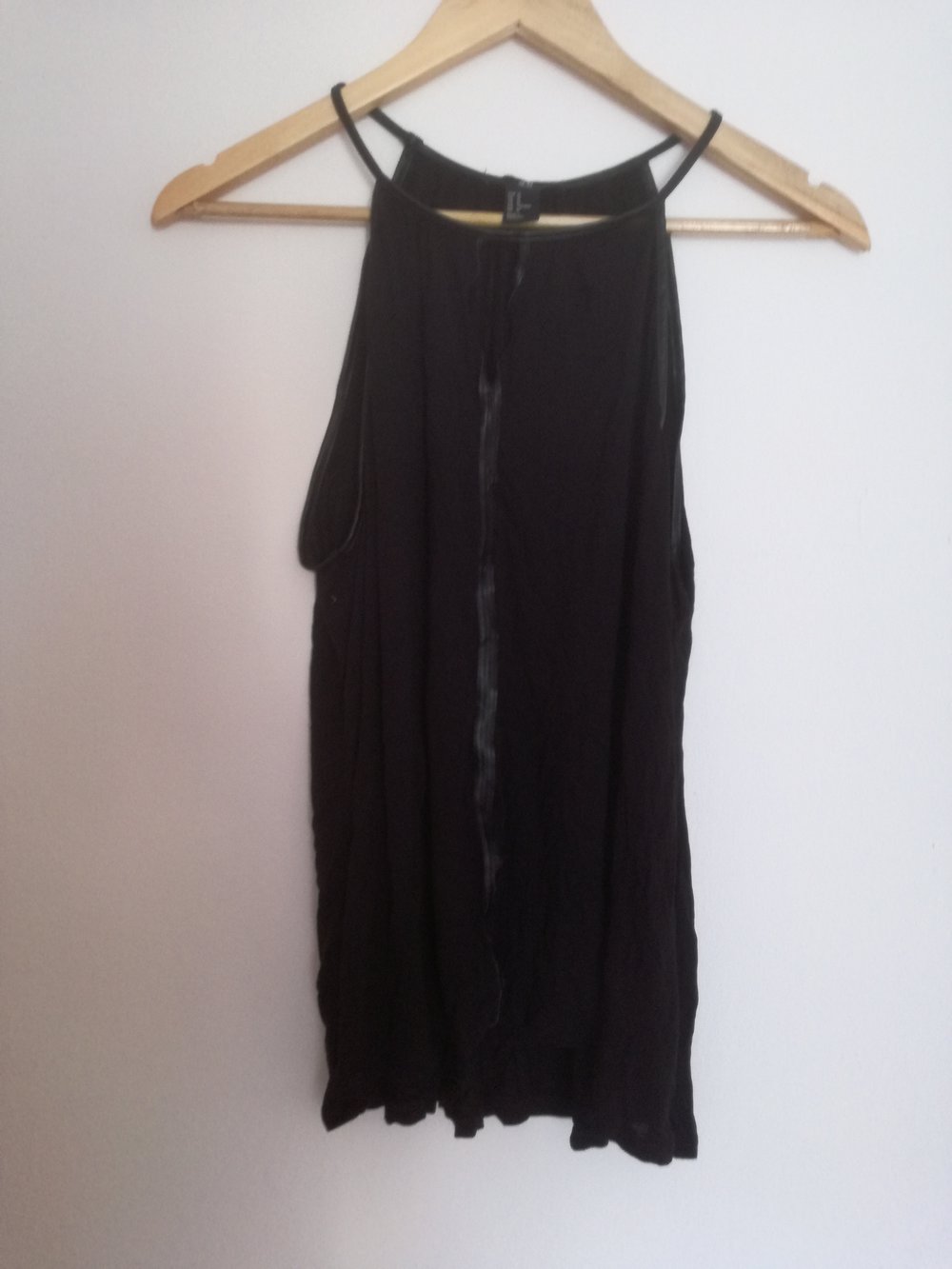 Schickes Top mit Lederelementen von H&M