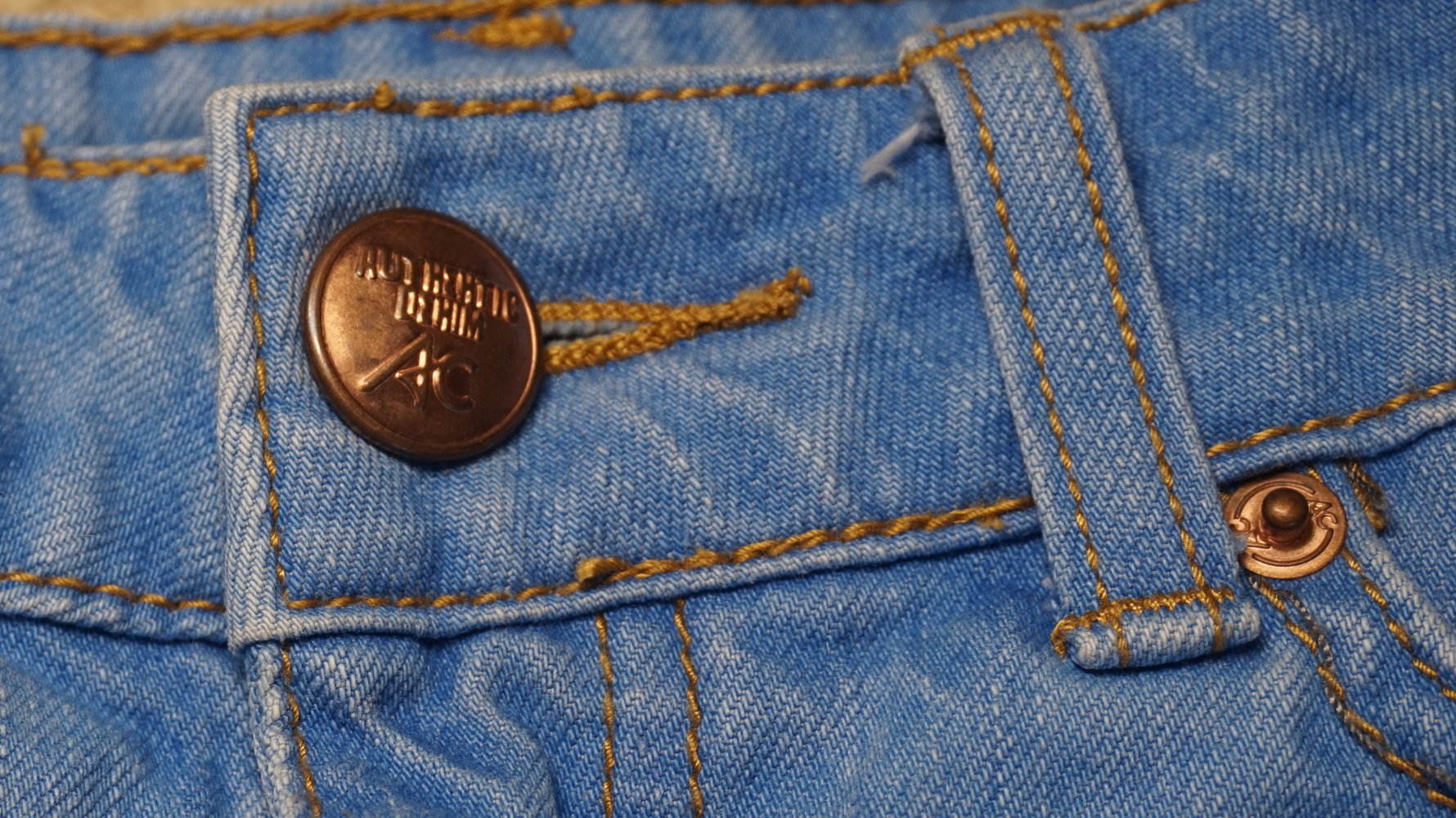Kurze Jeans hellblau XXS