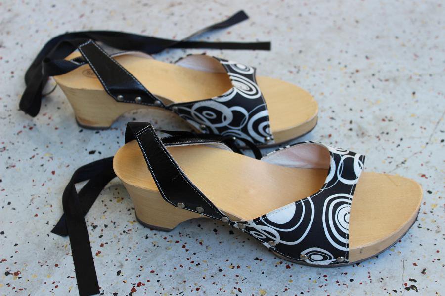 DR. SCHOLL Plateau Clogs Echt-Holz Satin-Band Leder schwarz-weiß