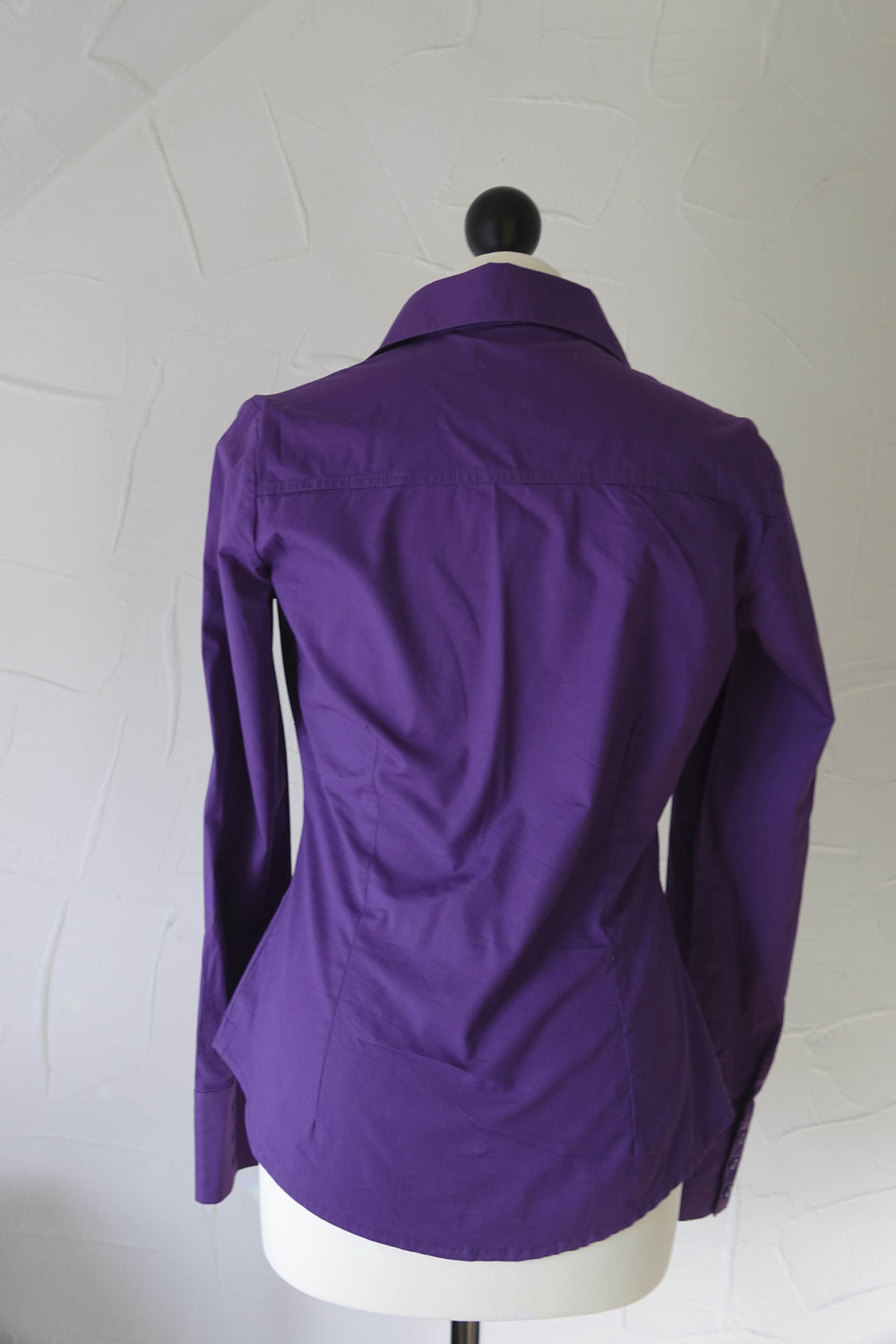 Schöne lila Bluse