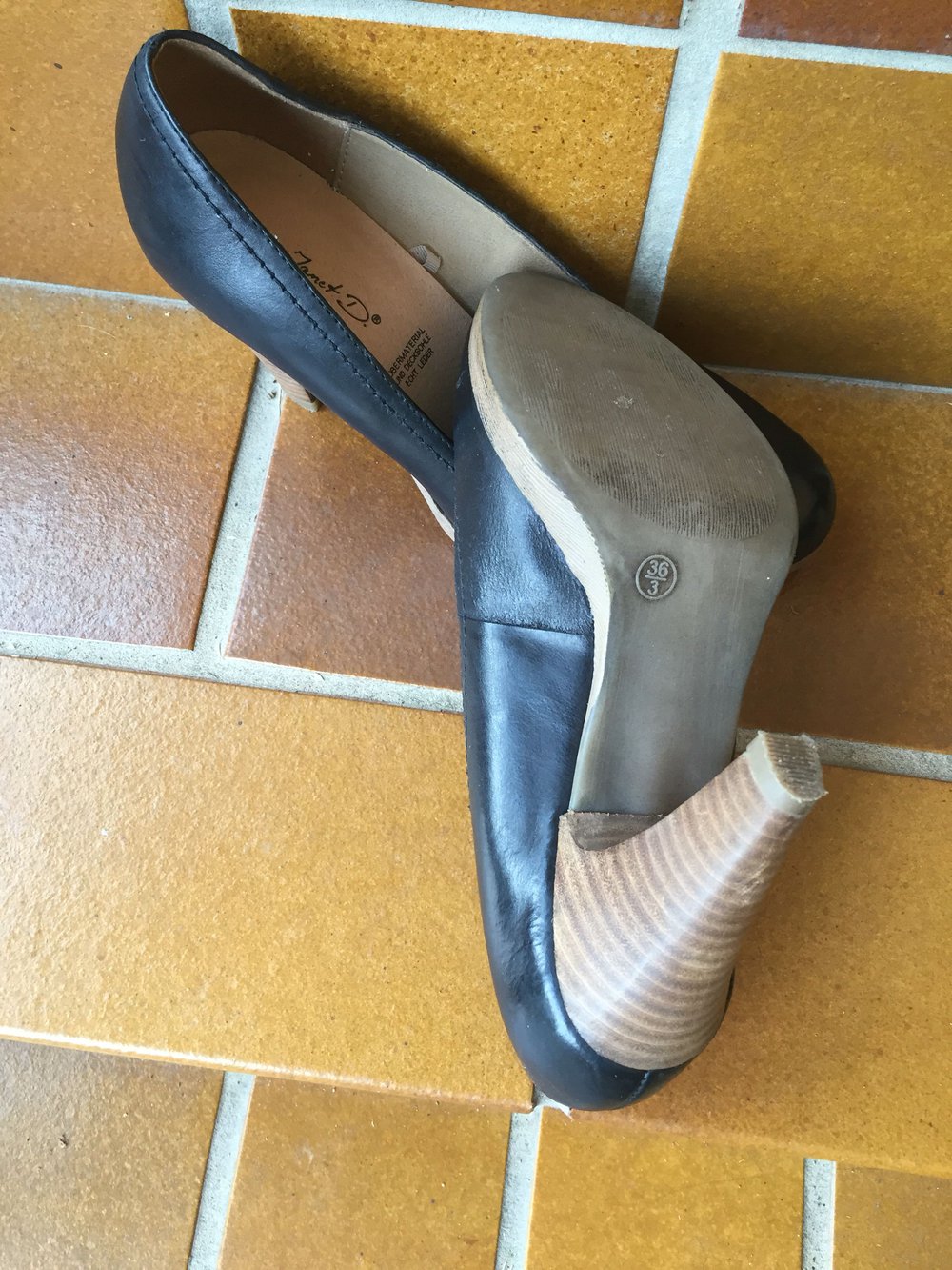 Echtleder Pumps Gr. 36 schwarz nur 1x getragen 