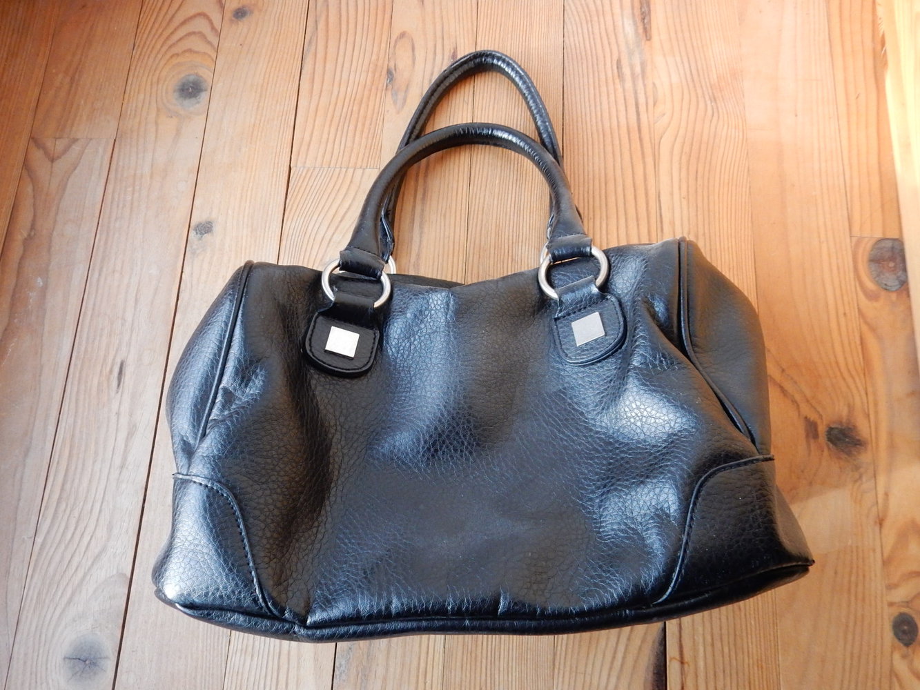 schwarze Tasche