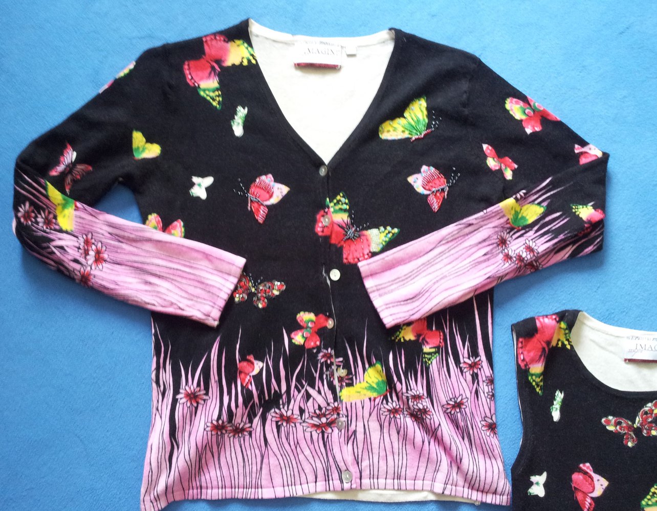 Wunderschönes Imagini Twin-Set Jacke + Top Schmetterlinge schwarz / bunt Größe S
