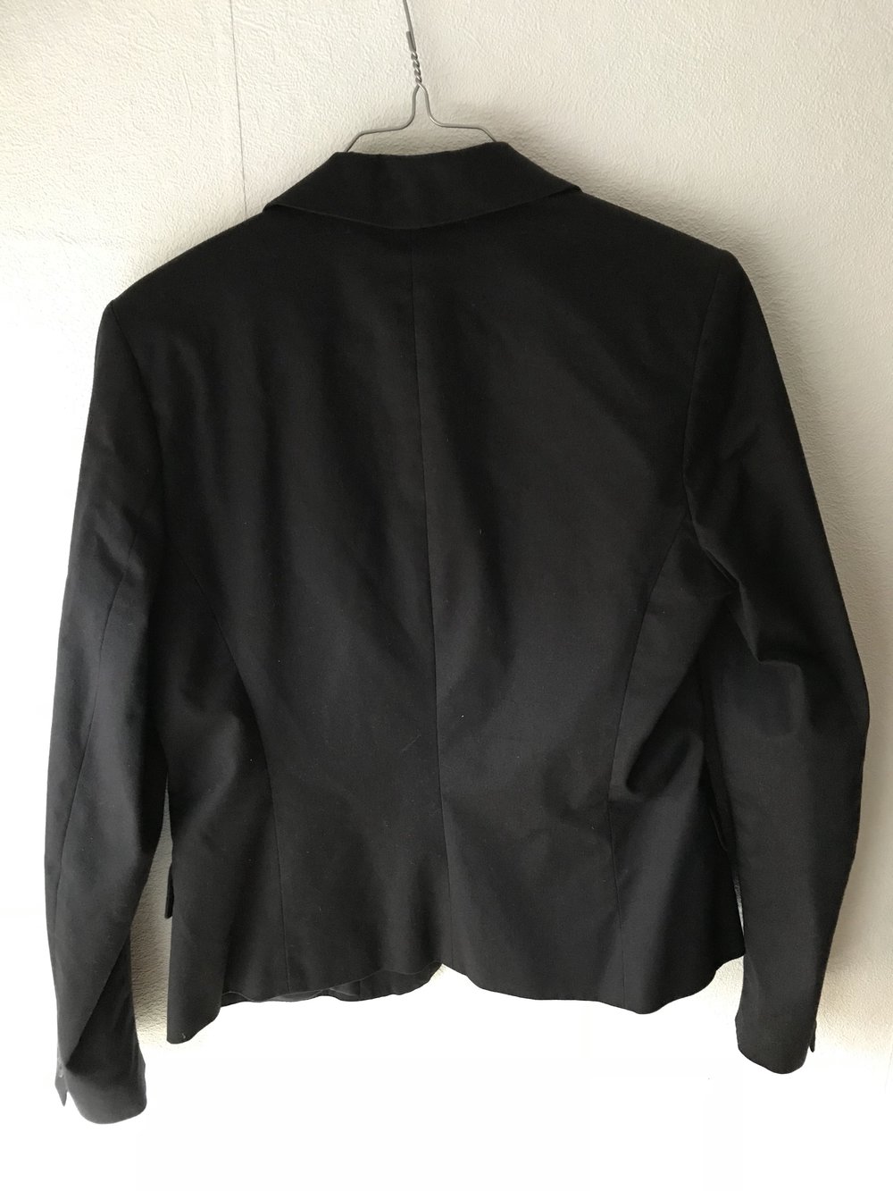 Schwarzes Kostüm von Mexx