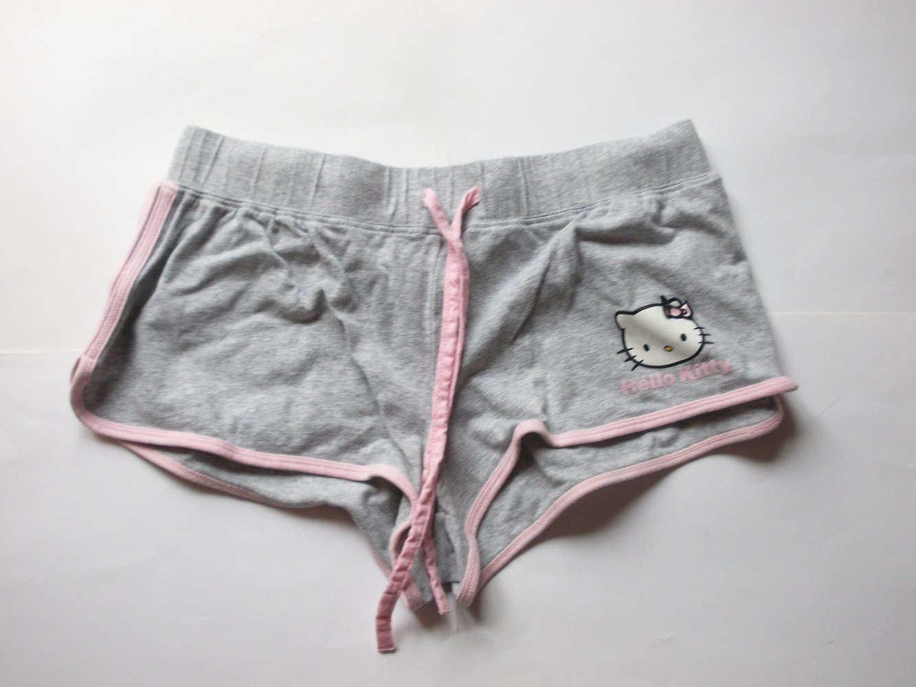 Schlafshorts Shorts Hotpants Hello Kitty 38/40 M von H&M grau rosa kurz Schlafhose