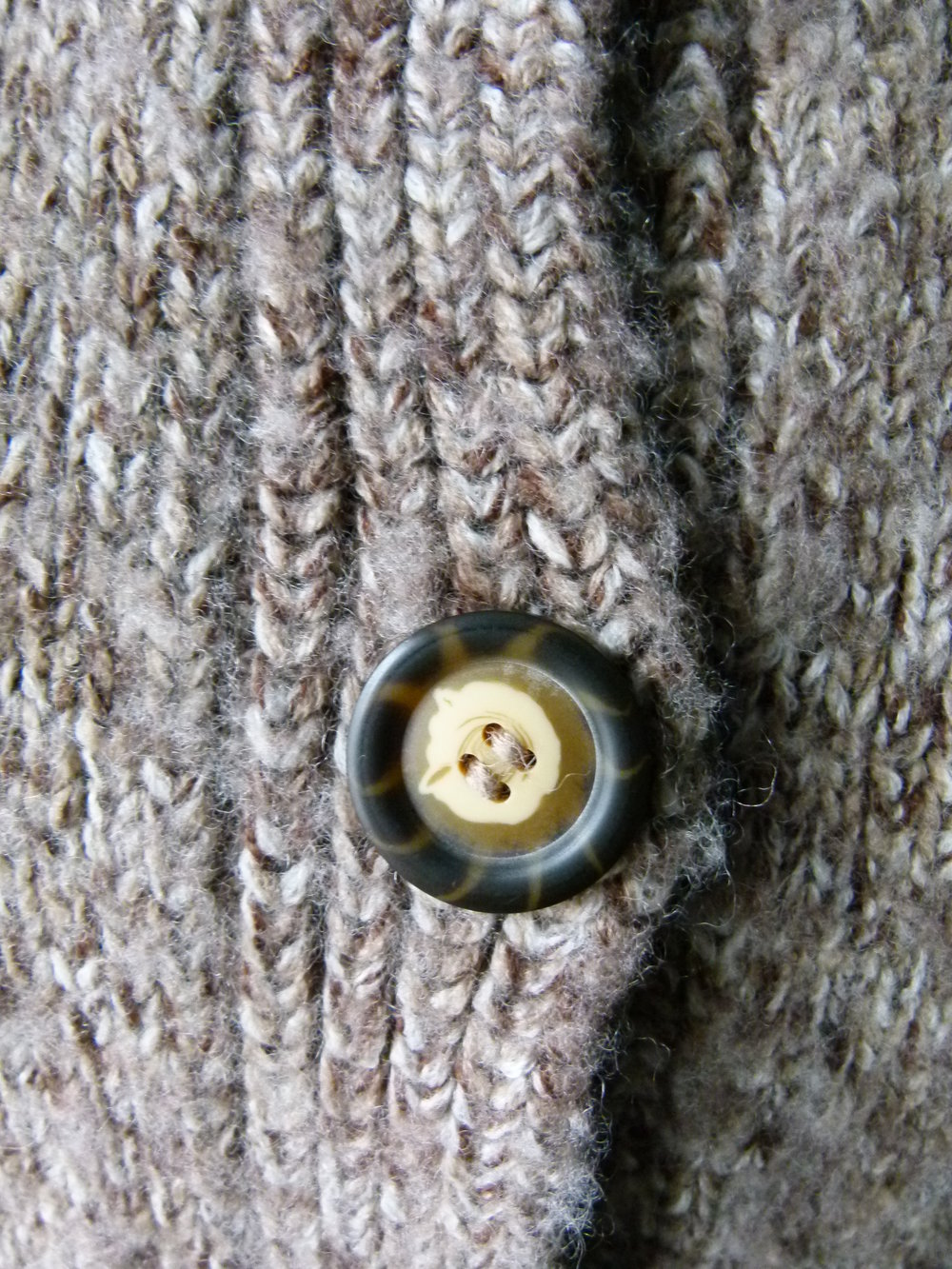 Strickjacke Cardigan, grau braun meliert, Winter Boho Mori Lagenlook
