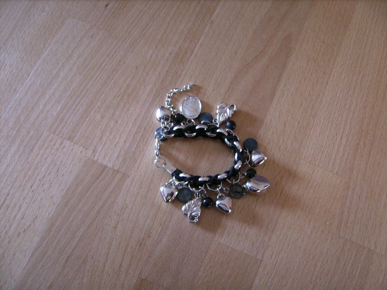 Bettelarmband , Landhaus-Stil, Armband schwarz silber, Modeschmuck, Herzel, Oktoberfest Flechtoptik