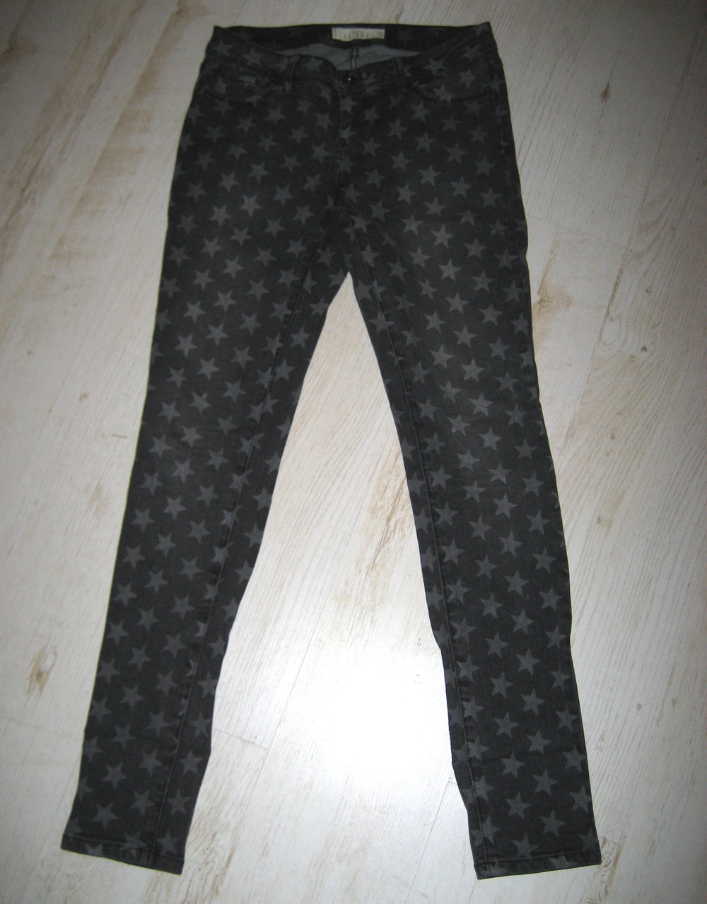 Graue Skinny-Jeans mit Sternen