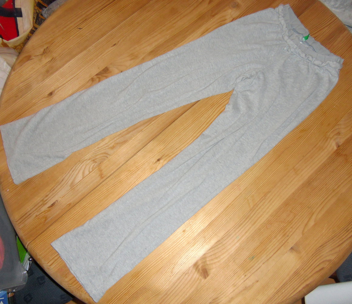 Benetton- tolle Sweathose Gr.10-11y ca 150cm