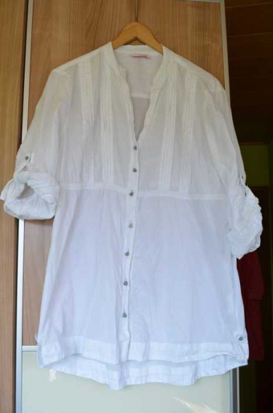 weiße Bluse