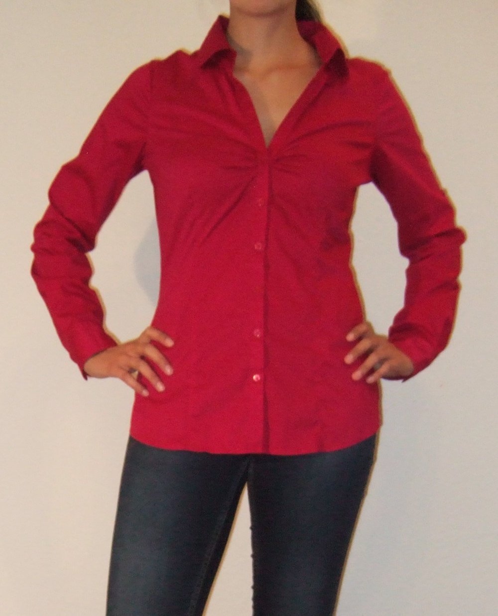 Hübsche rote Bluse von Amisu