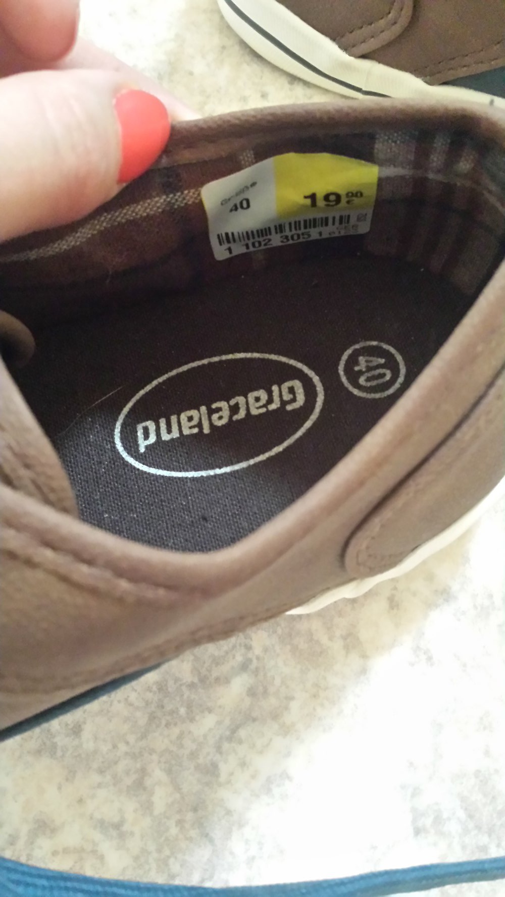 Schöne Sneakers von Graceland