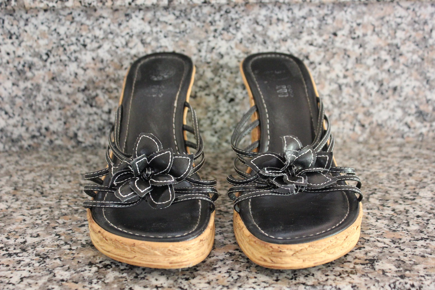Keil-Sandalette