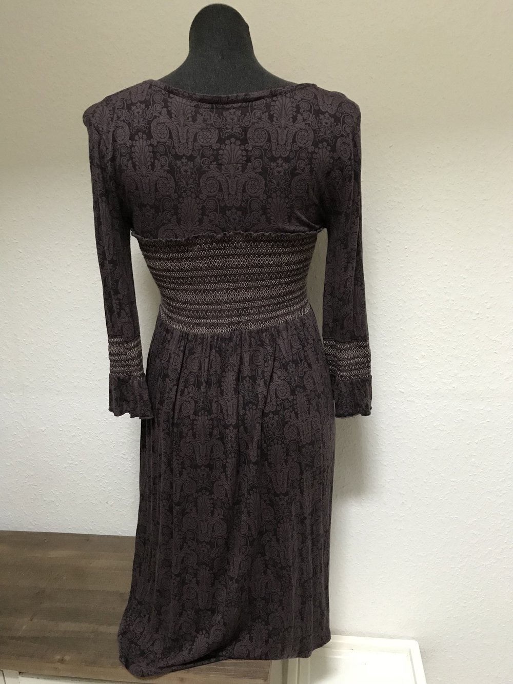 Review Empirekleid