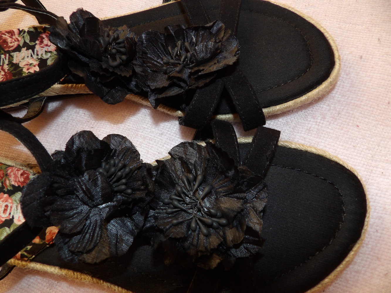 Sandalen Gin Tonic Blume Neu Gr. 41