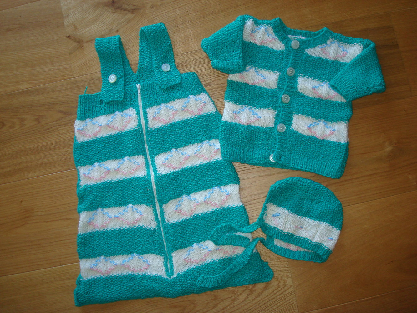süßes Strickset handmade, Unisex Gr. 50/56