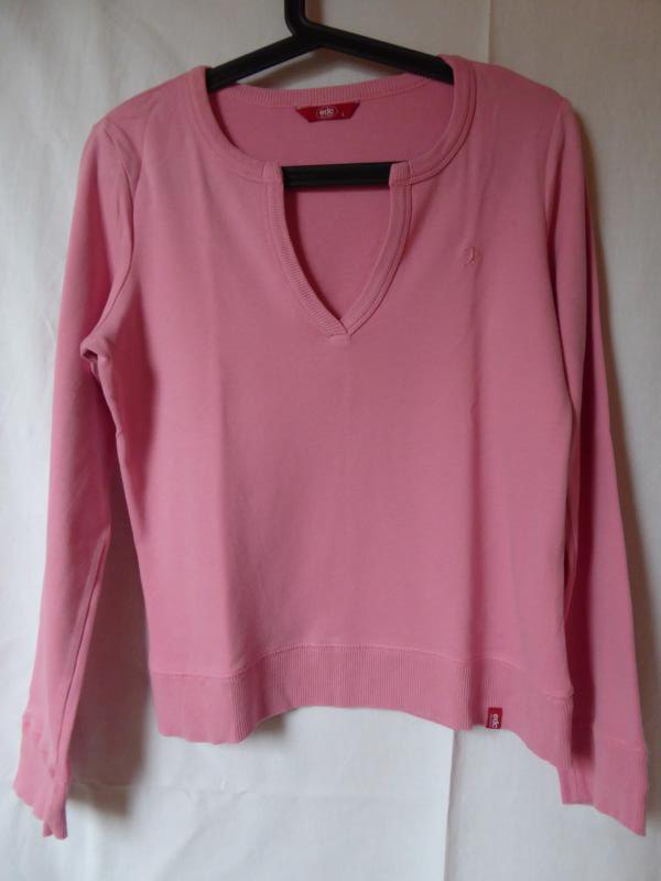 Rosafarbener Pullover mit besonderem V-Ausschnitt von edc