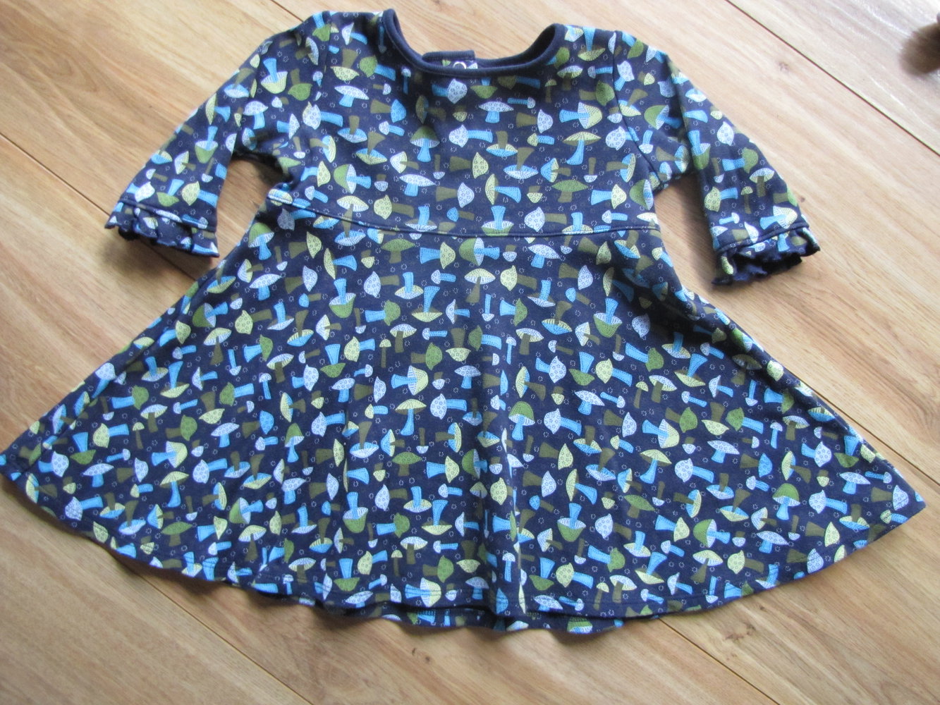 Gymboree Jersey Kleidchen mit Pilzen Gr. 80