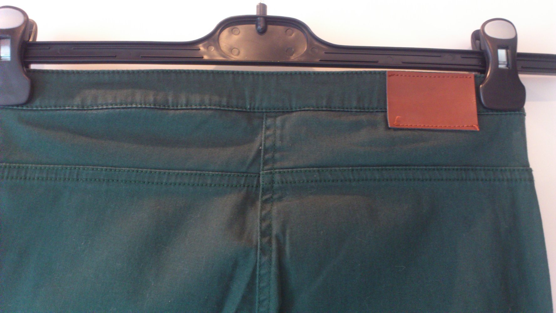Dunkelgrüne High Waste Stoffhose von H&M HundM Größe 36 S 
