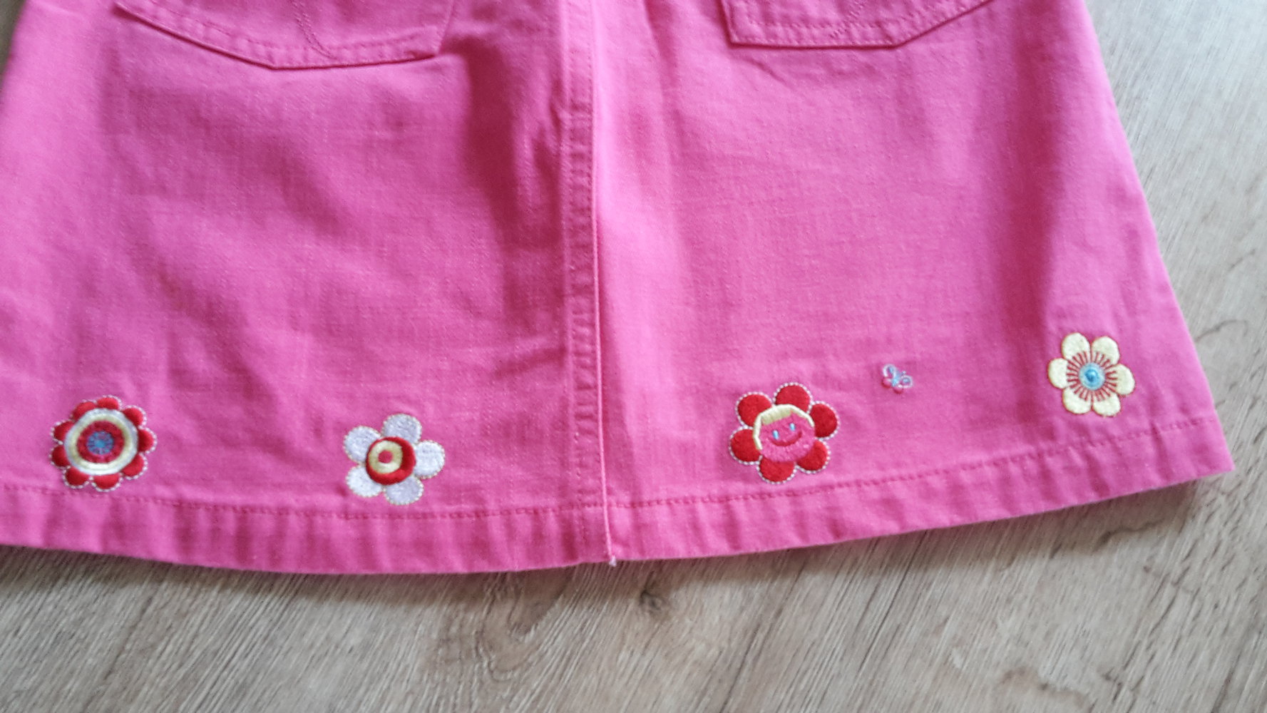Gr.134 Jeans rock pink rosa süß Sommer erdbeere Mädchen
