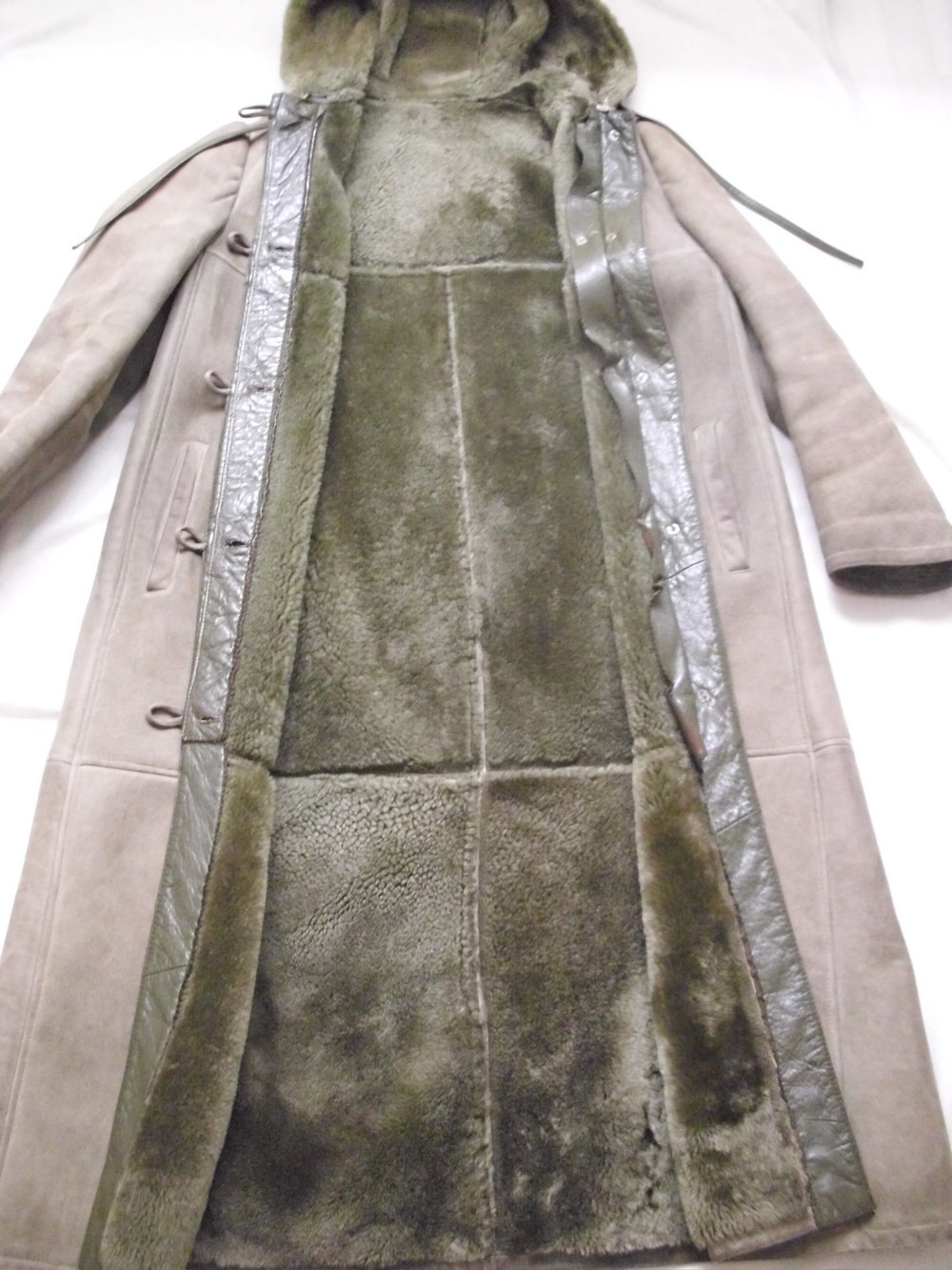 Lammfellmantel Echtfell Kapuze Gr. 38 / 40