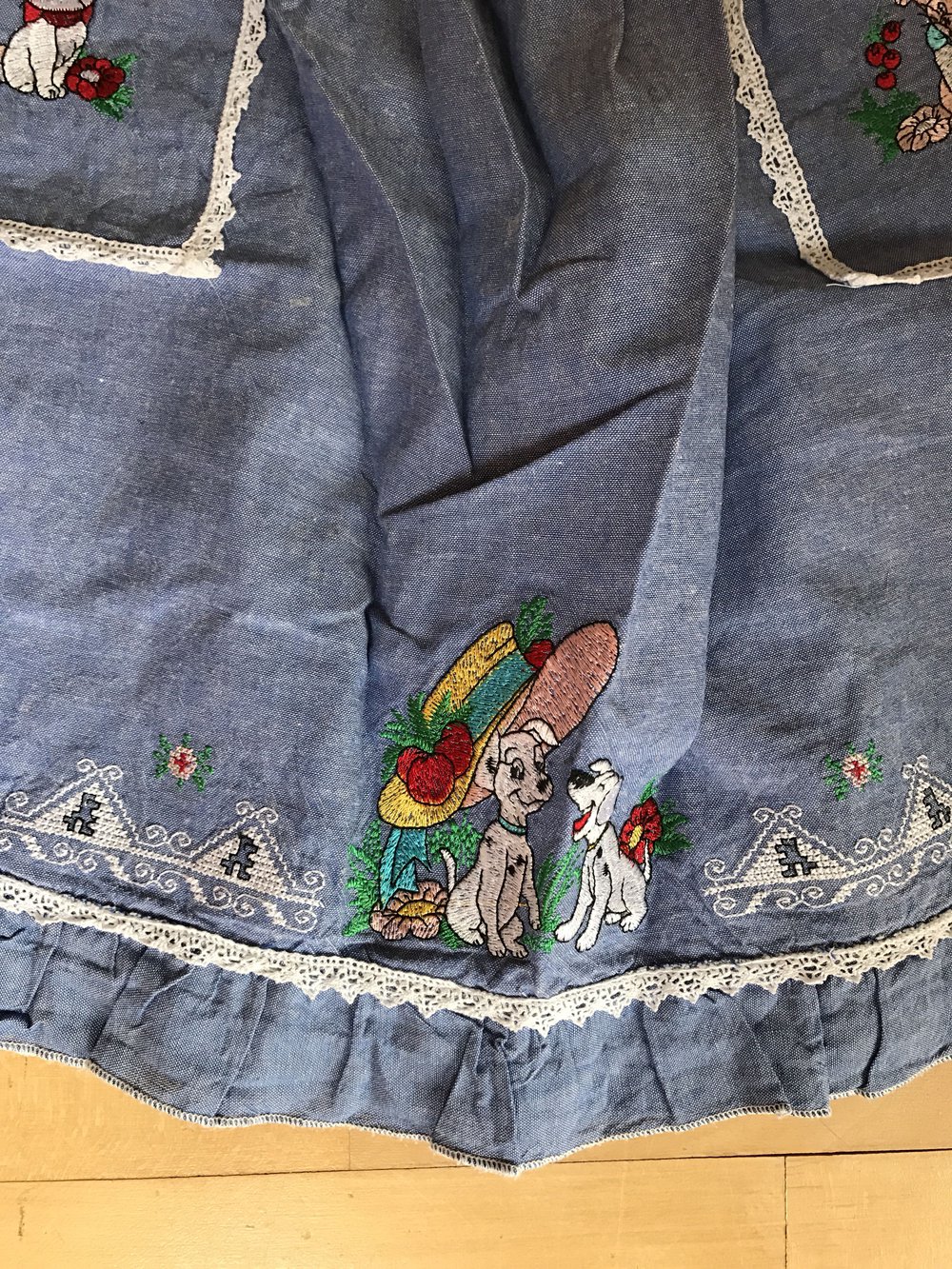 Leichter Jeansrock mit Stickerei