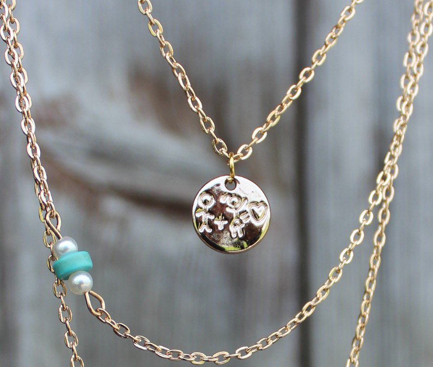 mehrreihige filigrane Kette in gold (Liebe, Perlen, Kreuz)