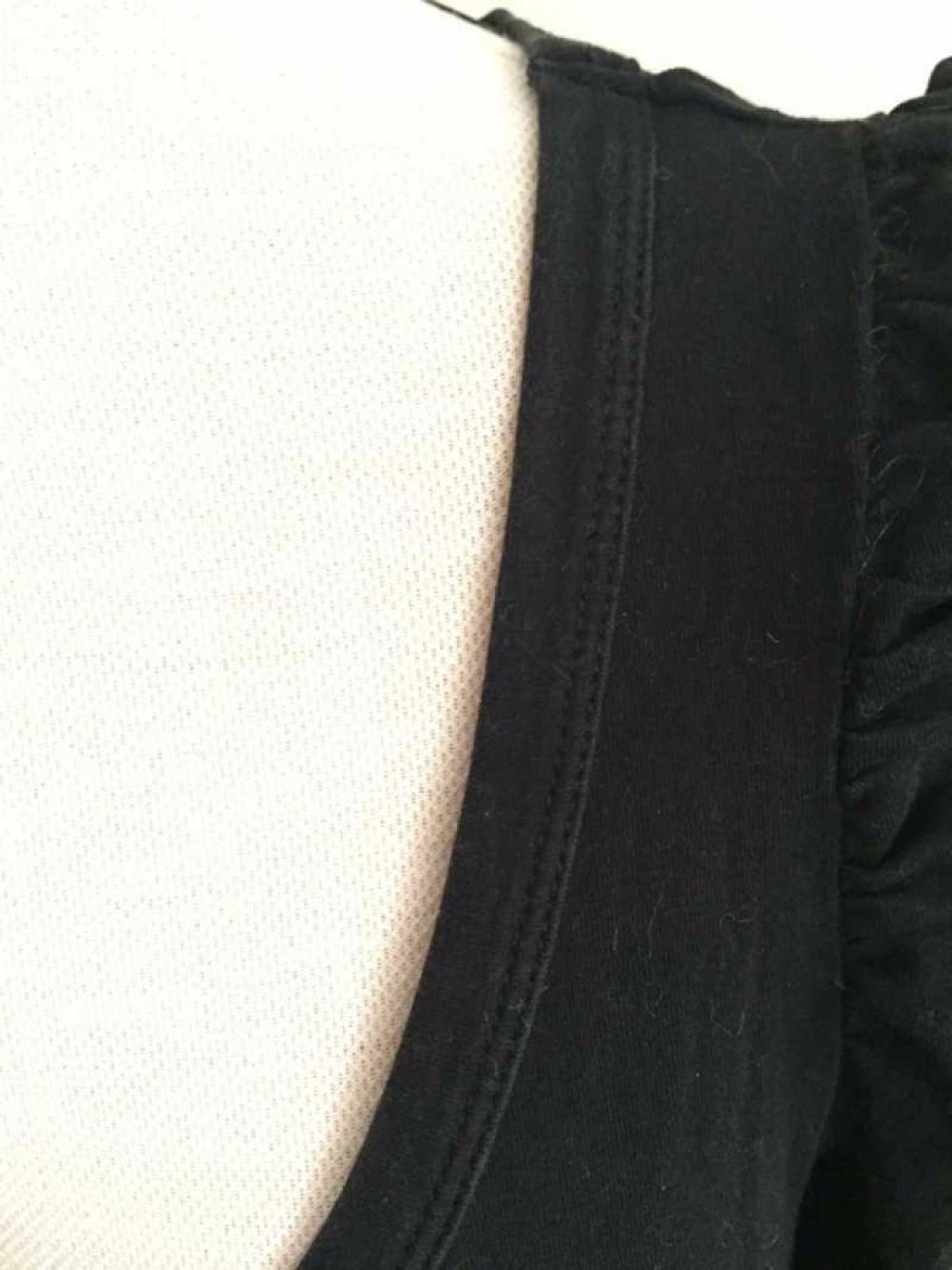 80s Style Stretchkleid schwarz mit Puffärmeln