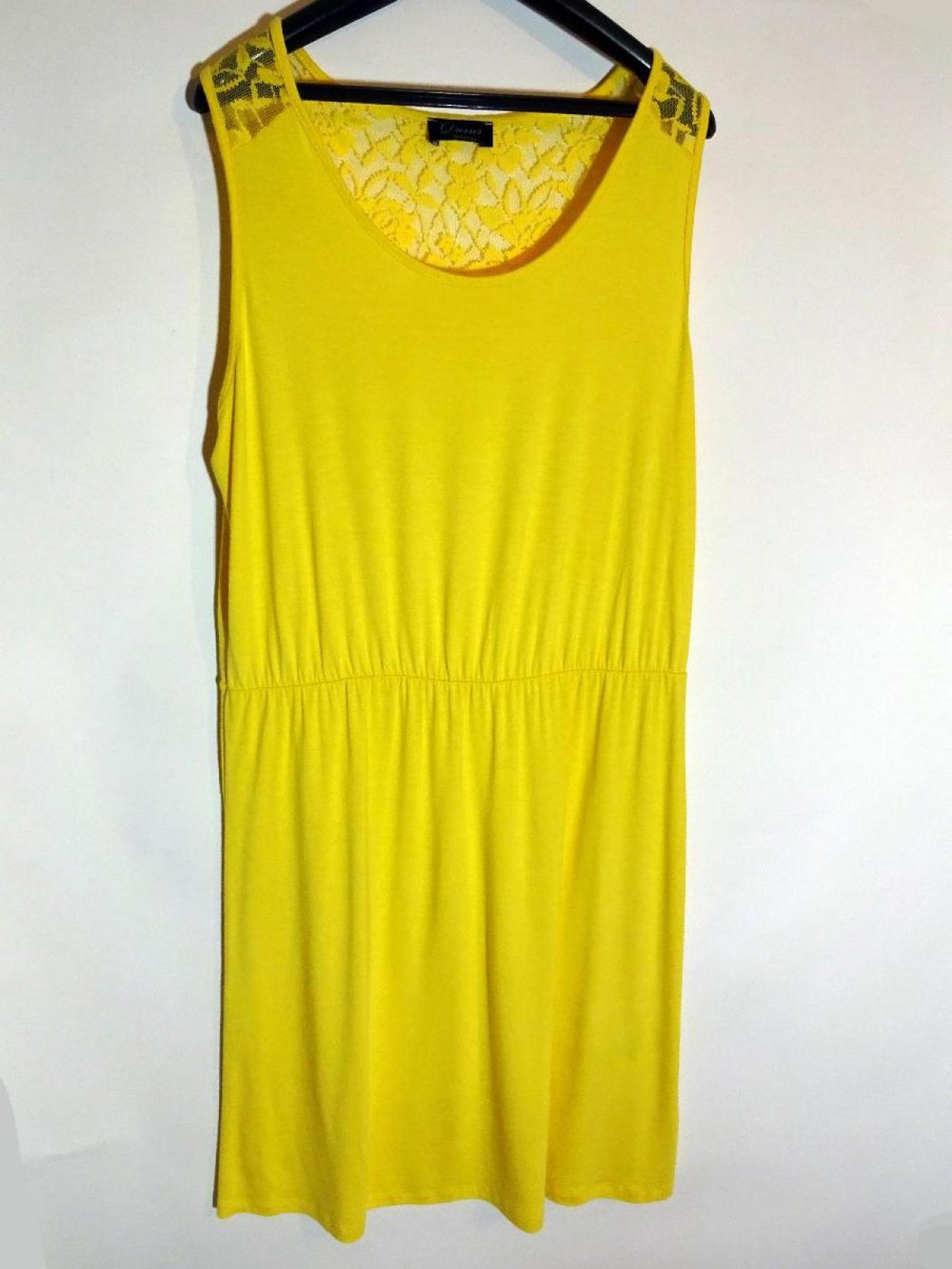Gelbes Sommerkleid mit Spitze Gr. 42 Gr. M
