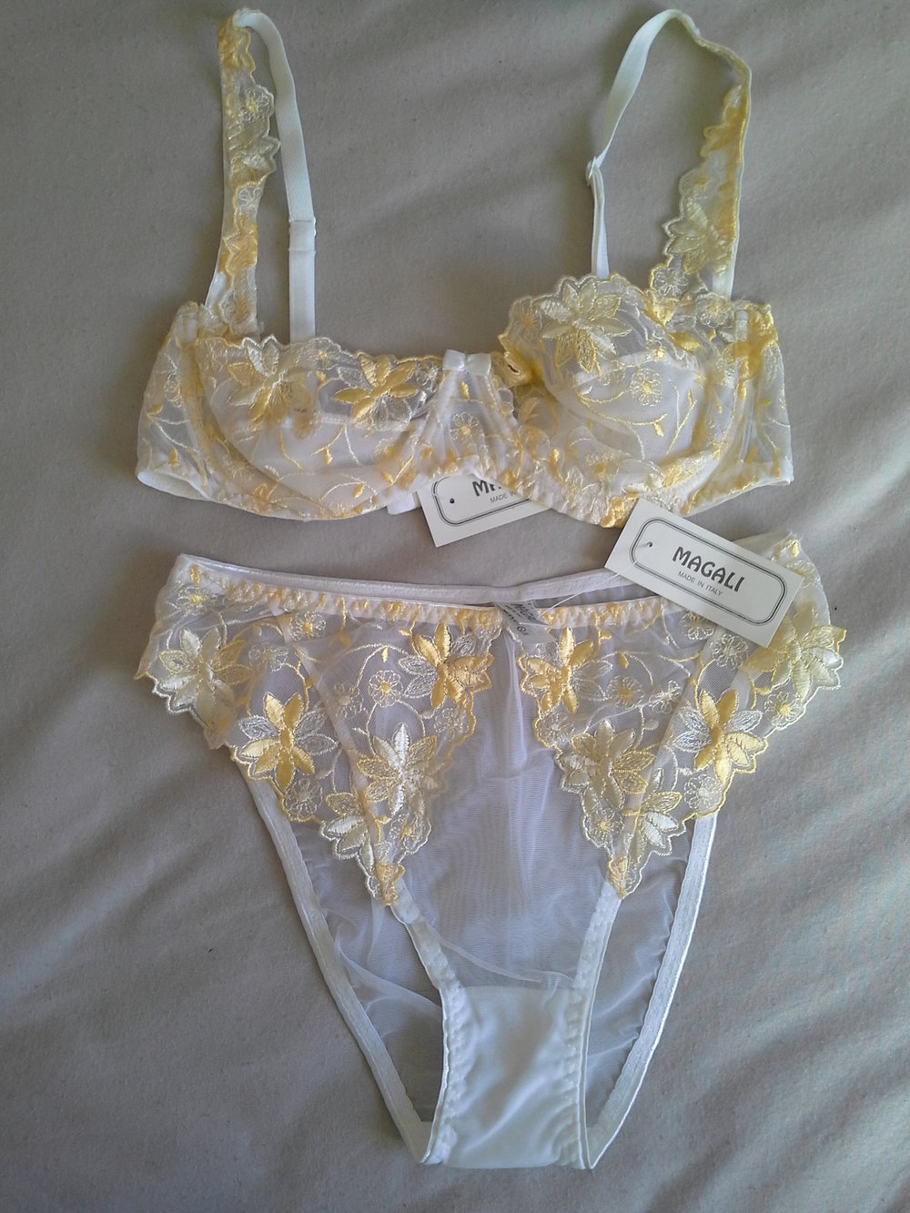 Magali, gelbweiß durchsichtiig, slip 40 BH 75C