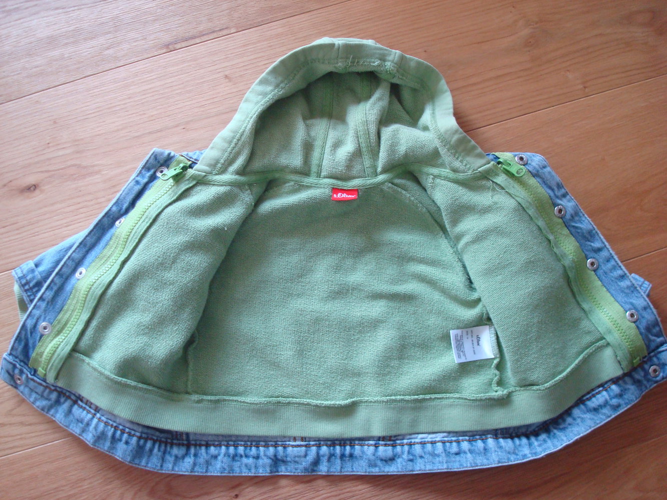 schicke Jeansjacke / Übergangsjacke von s.Oliver mit herausnehmbarer Innenjacke