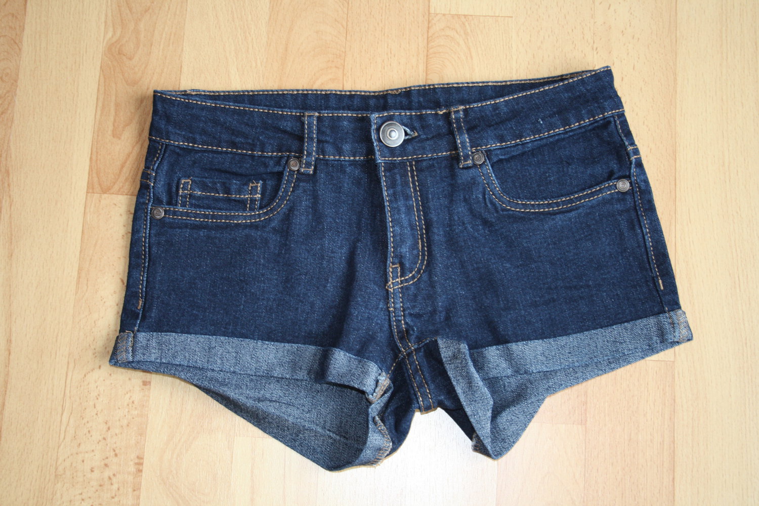 * Jeans Shorts dunkelblau