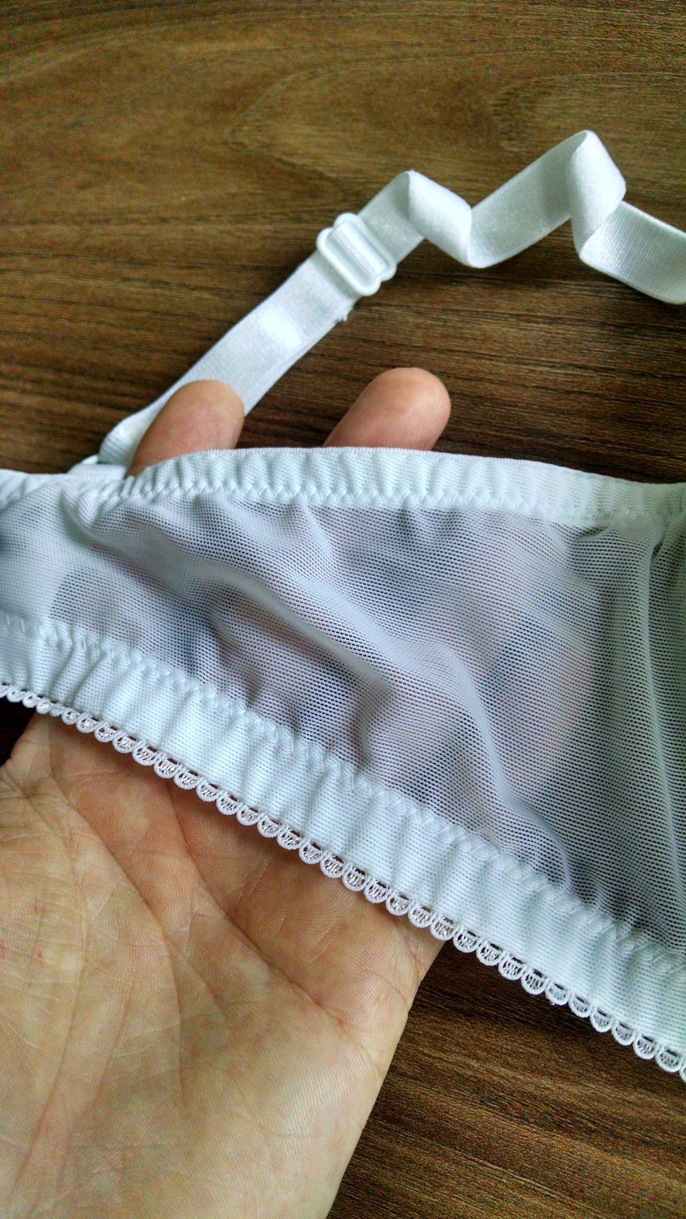 Weißer Push-Up BH aus Mesh Gr. 80C