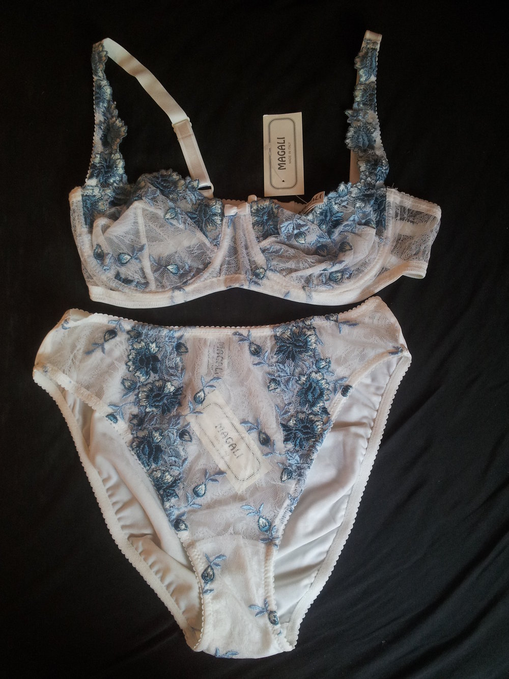 Magali, blau weiß durchsichtiig, slip 42 BH 80B