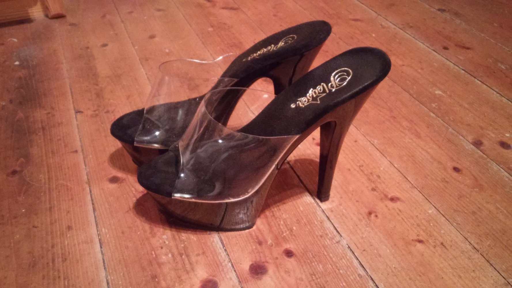 Nutten Heels 