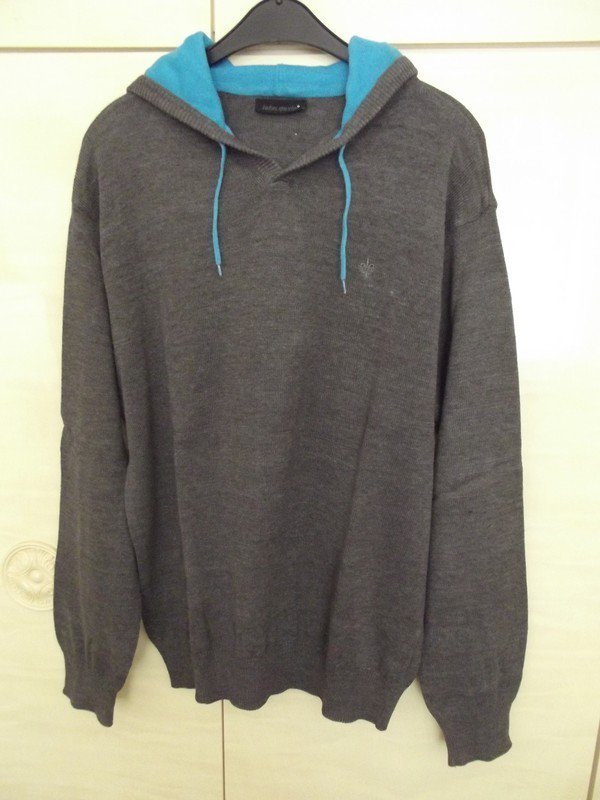 Sehr schöner Kapuzenpulli von John Devin Gr. L 