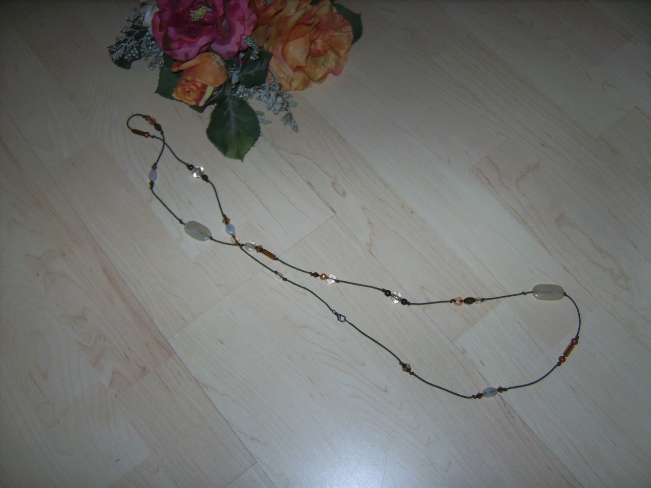 Verschenke Kette Modeschmuck Perlen Kunststoff rostbraun mandarine lang, Boho, Steinoptik an Knüpfband zu Warenkauf