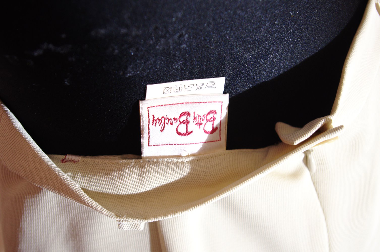 Nudefarbener Betty Barclay Pencilskirt Gr. 38 M offwhite wollweiß highwaist retro