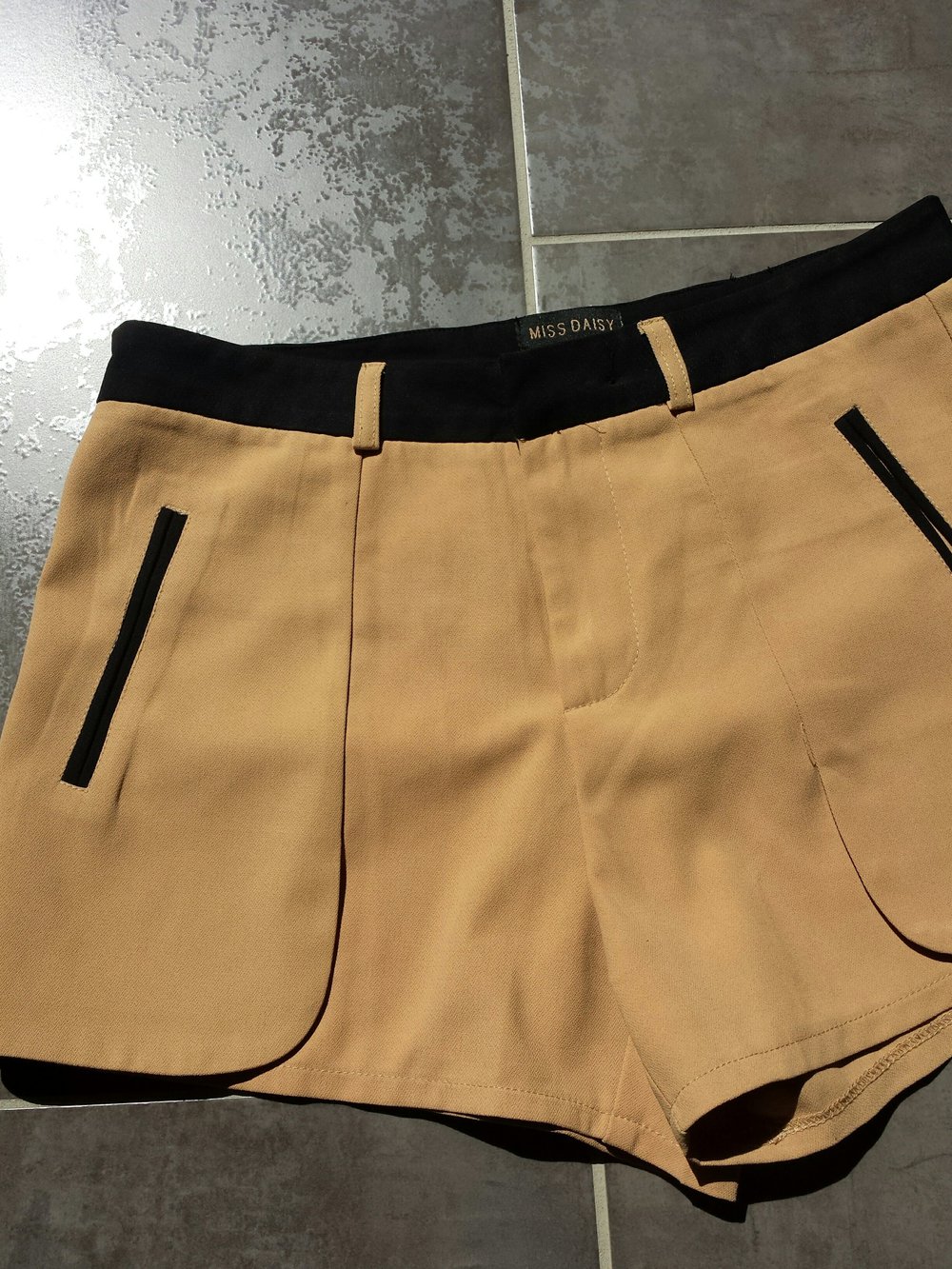 Shorts braun
