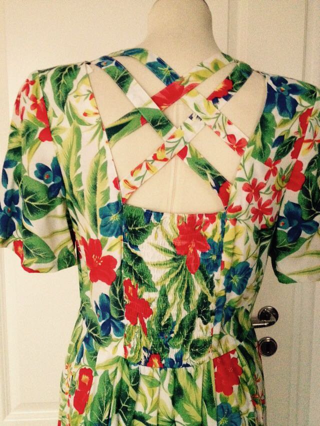 Blümchen Exclusives Design Maxikleid 