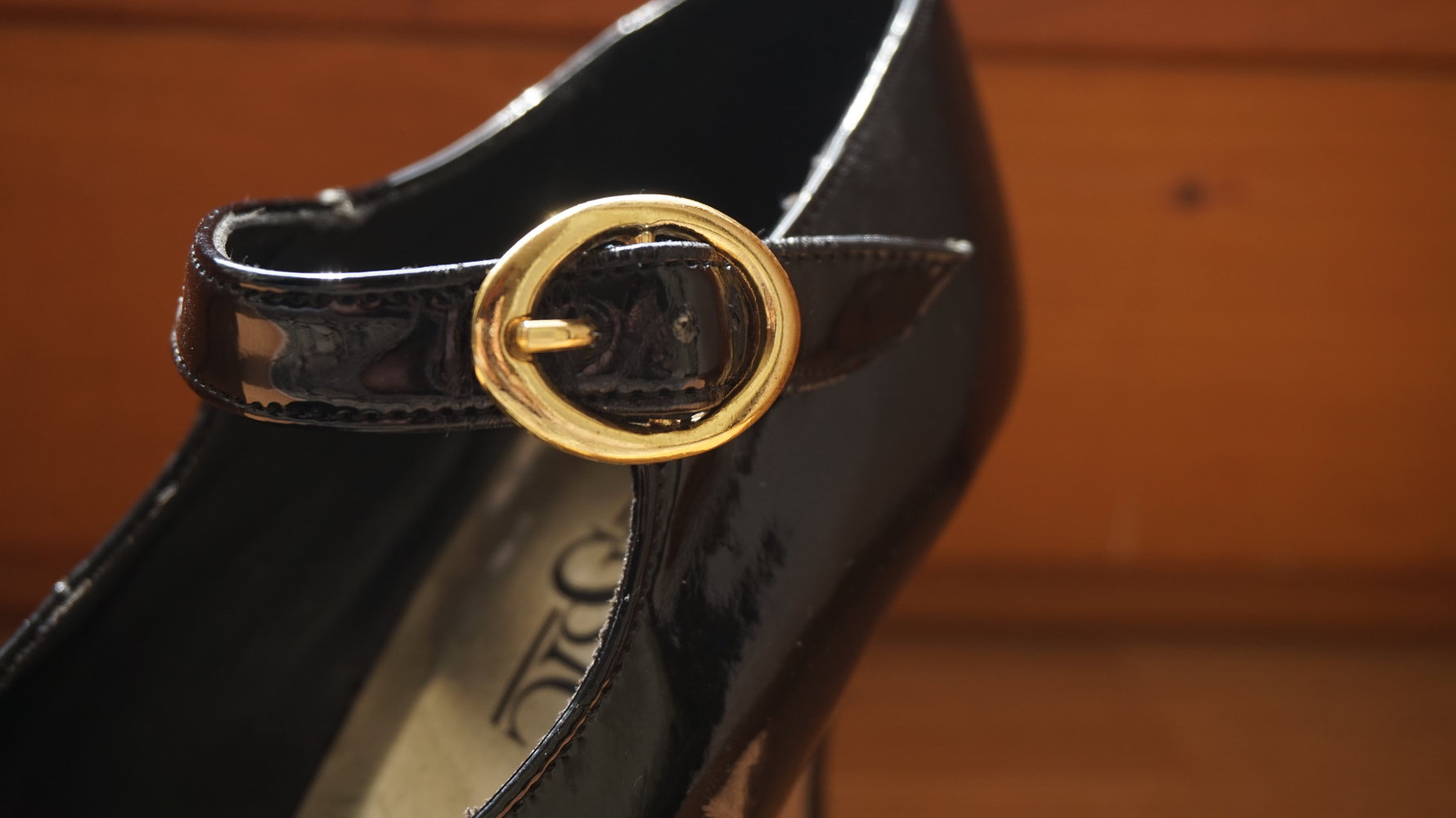 Schwarze Lackpumps