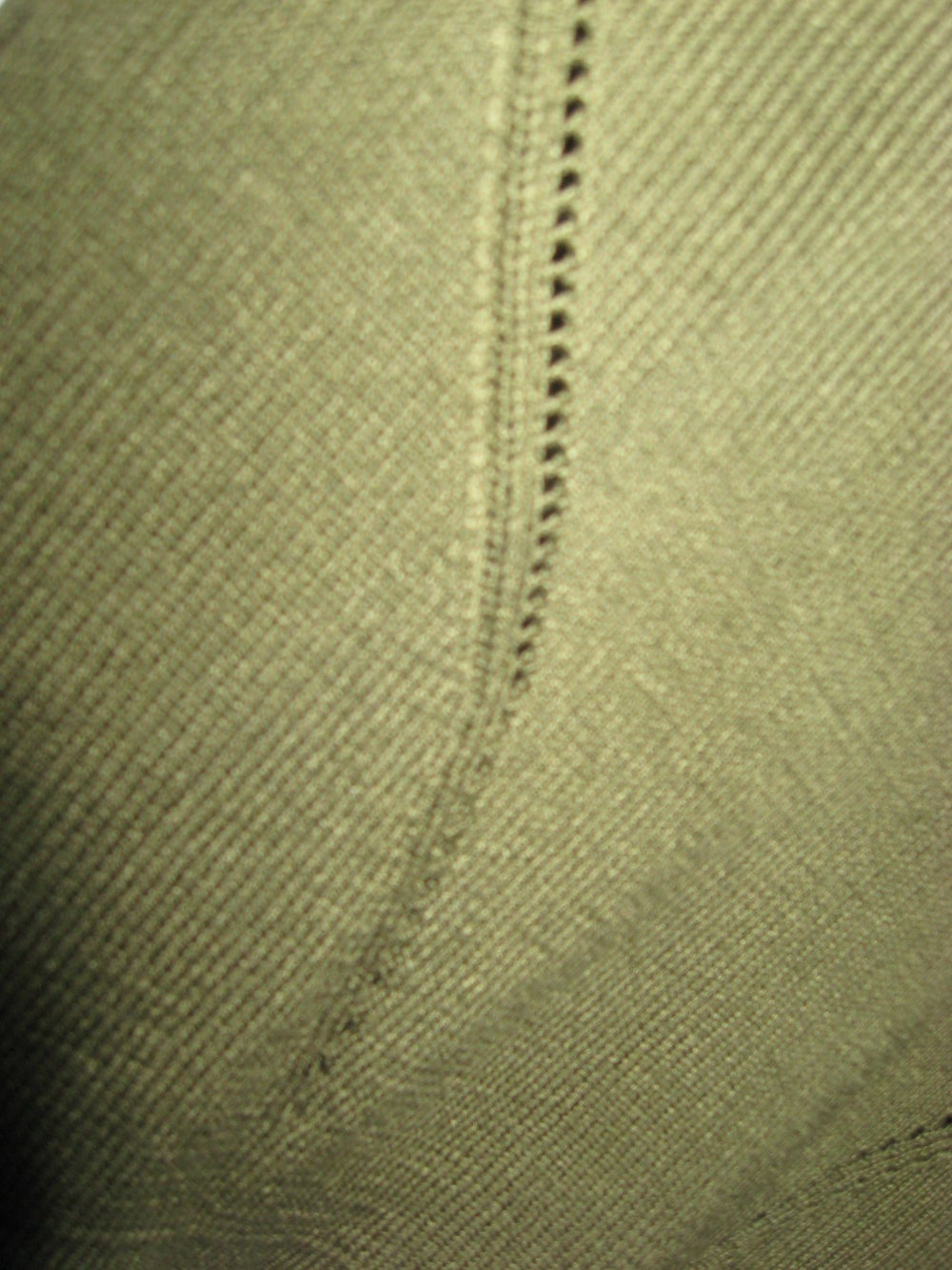 Khakifarbenes Oberteil von H&M