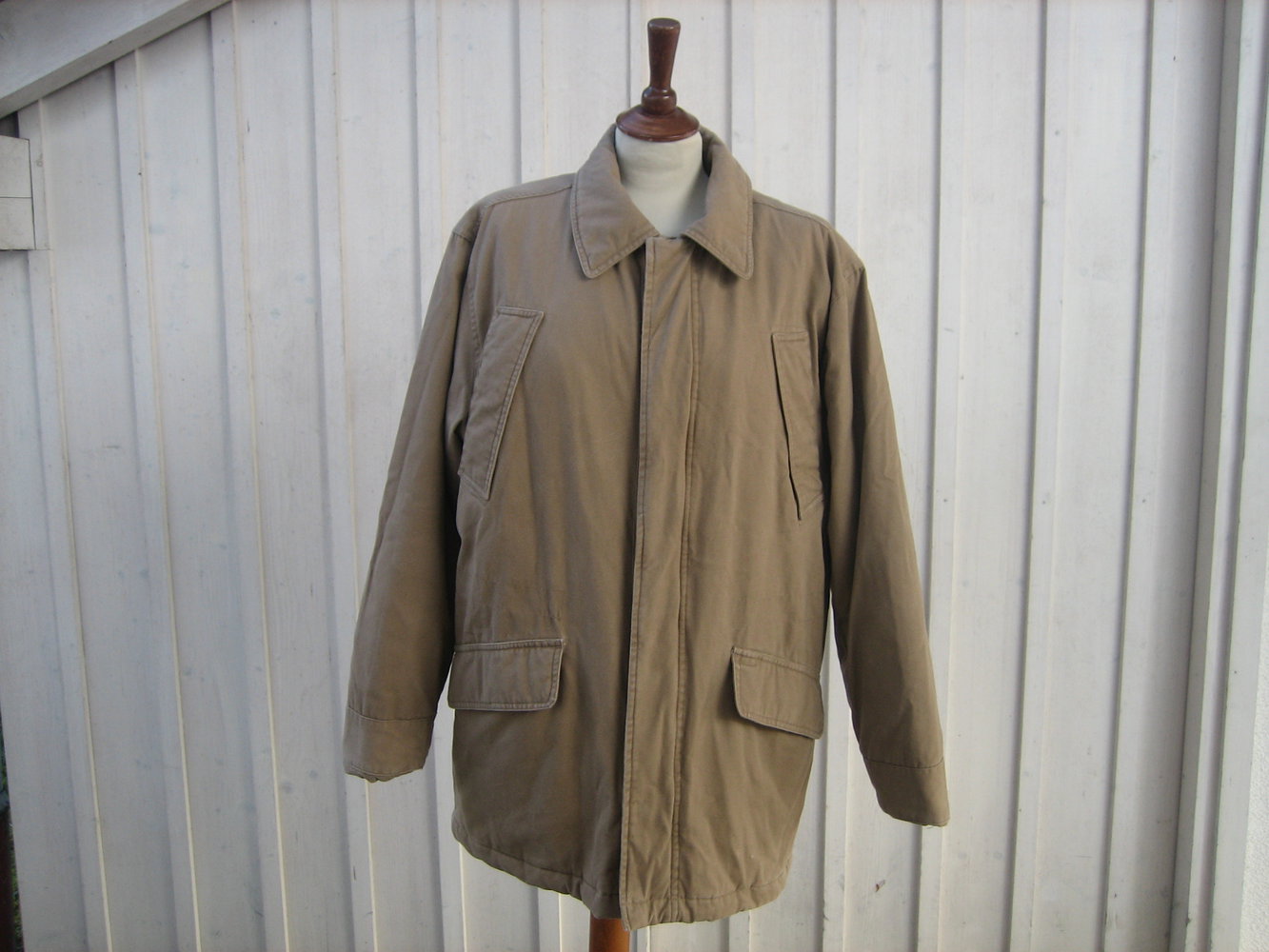 Starke Herren- Jacke in Beige, Gr. 48/50 mit abnhembarer Kapuze!