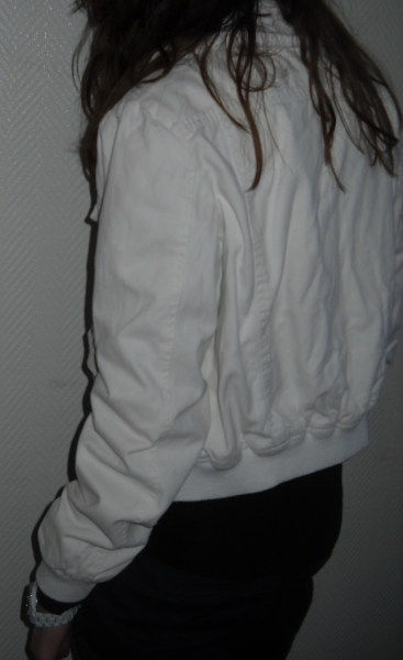College Style Jacke Blouson Steh Umschlag Kragen Bündchen weiß XS S 34 36 Blogger Trend